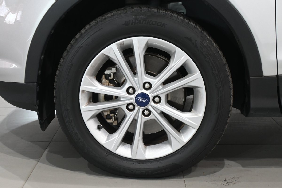 Foto Ford Kuga 27