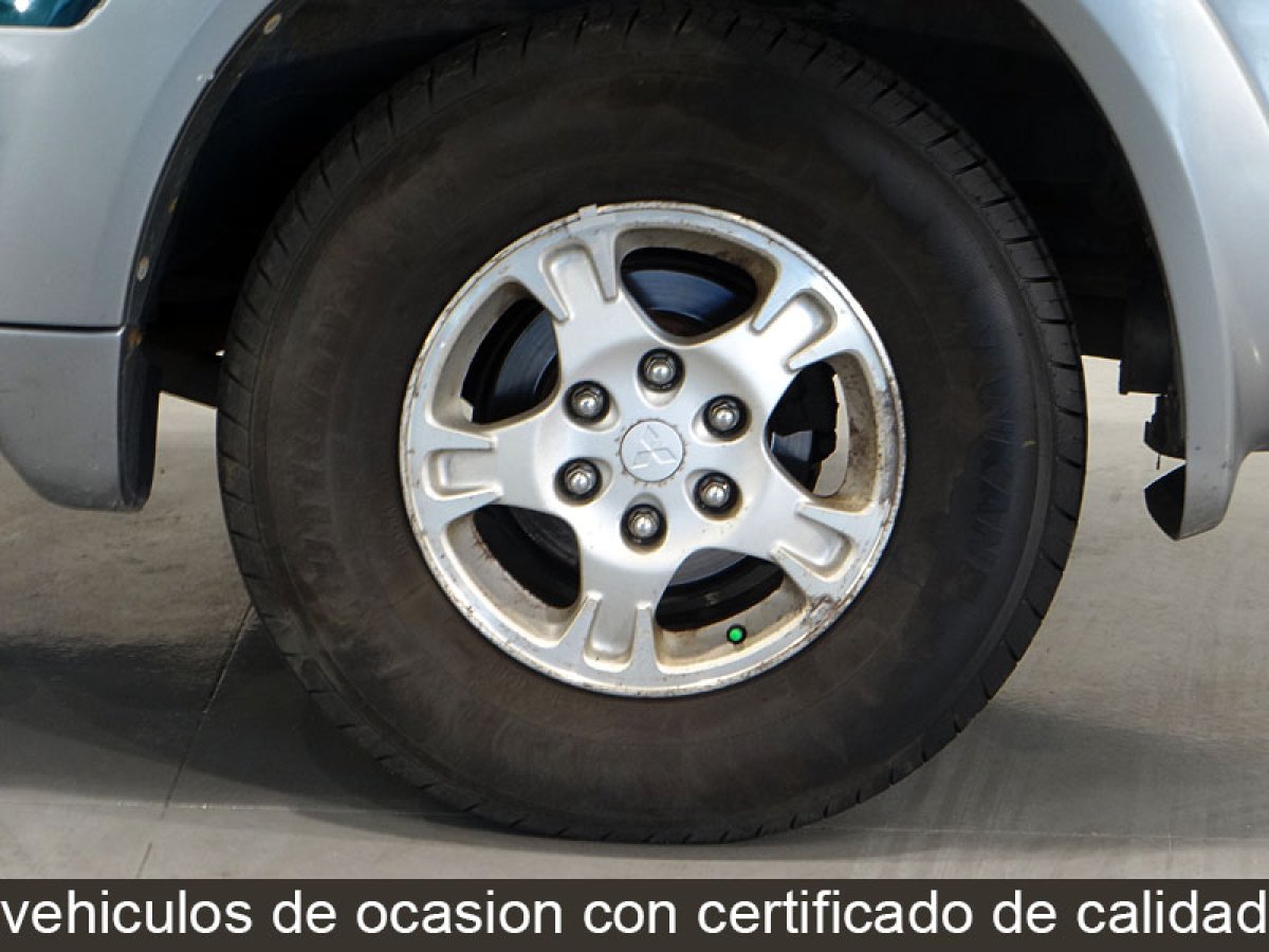 Foto Mitsubishi Montero 14