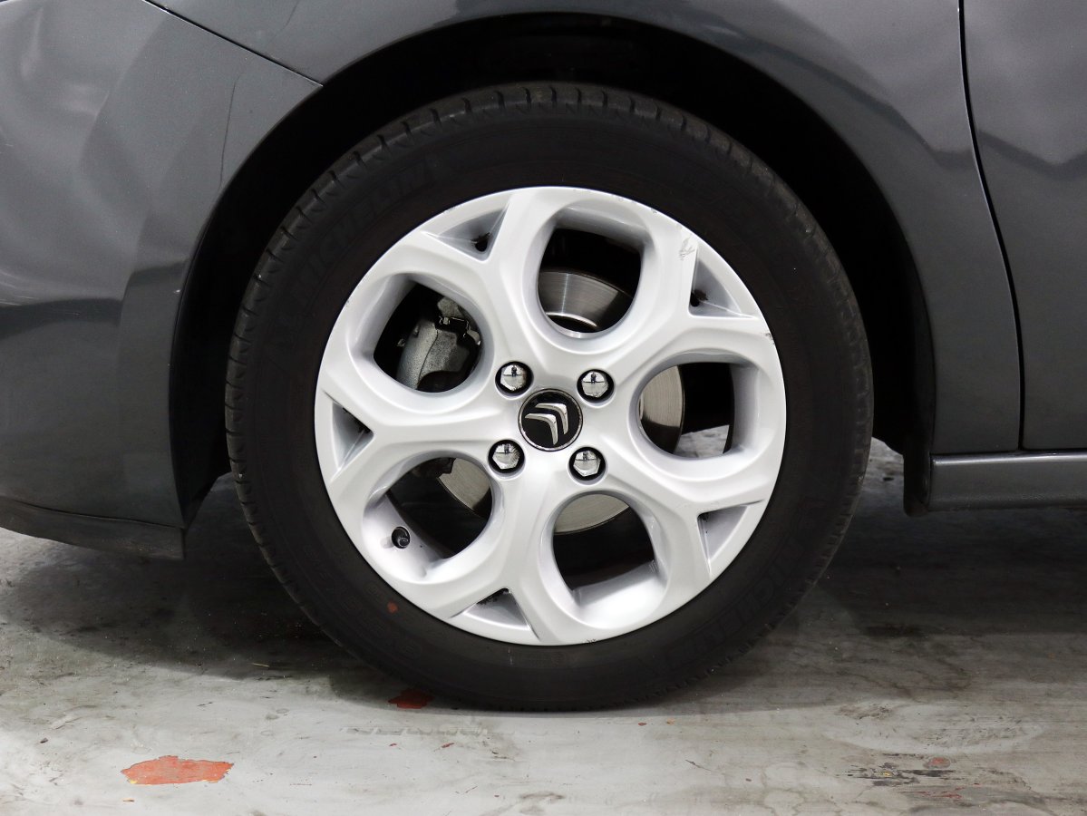Foto Citroen C3 26