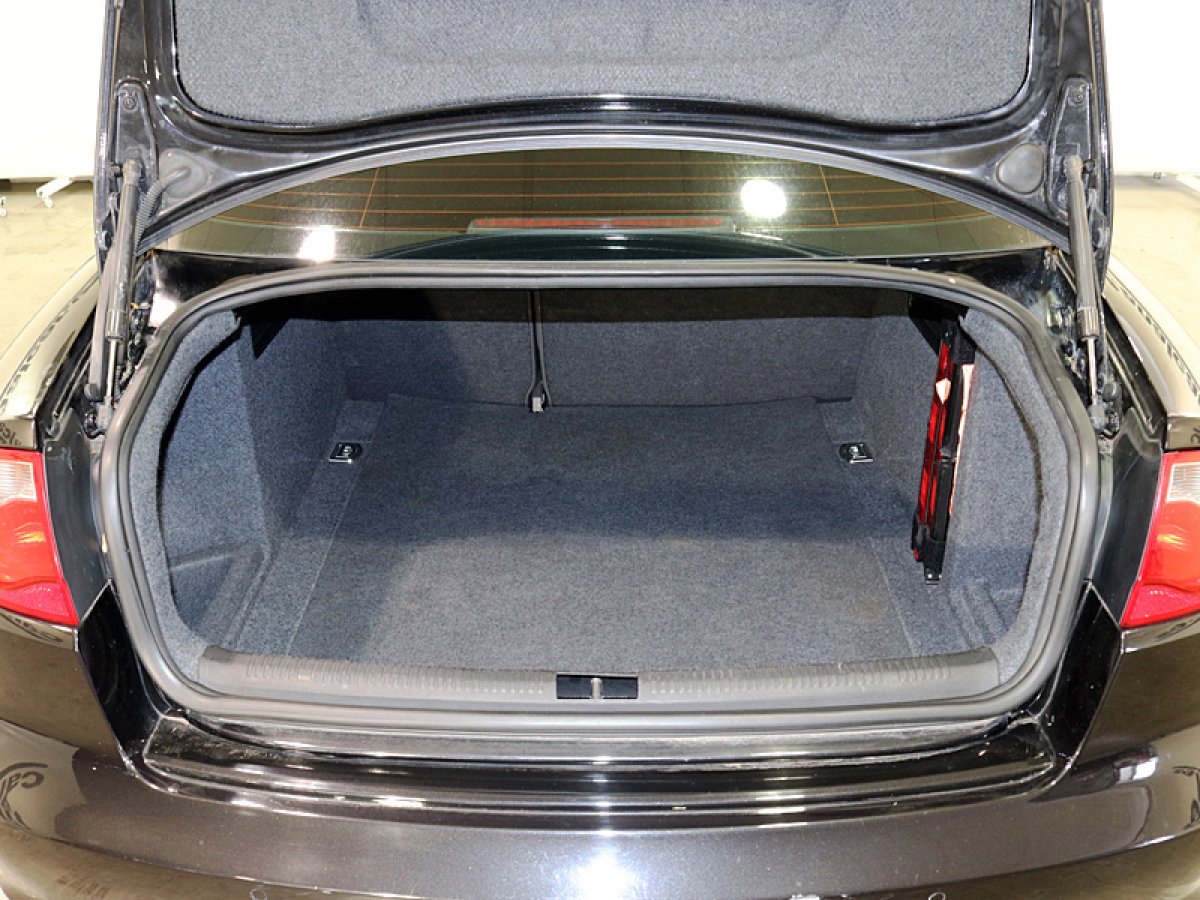 Foto Seat Exeo 8