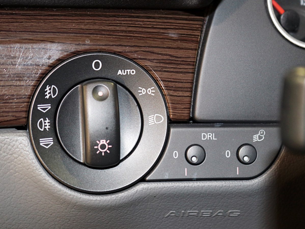 Foto Seat Exeo 23