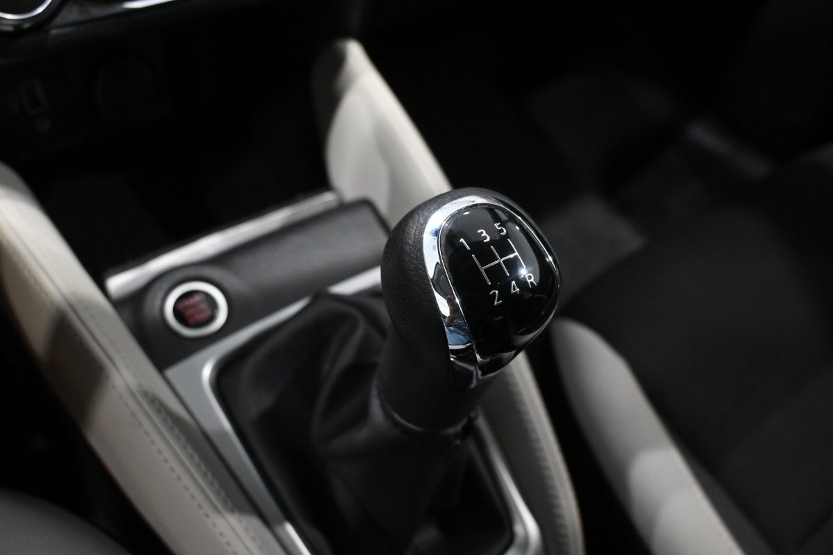 Foto Nissan Micra 18