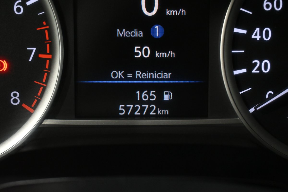 Foto Nissan Micra 12