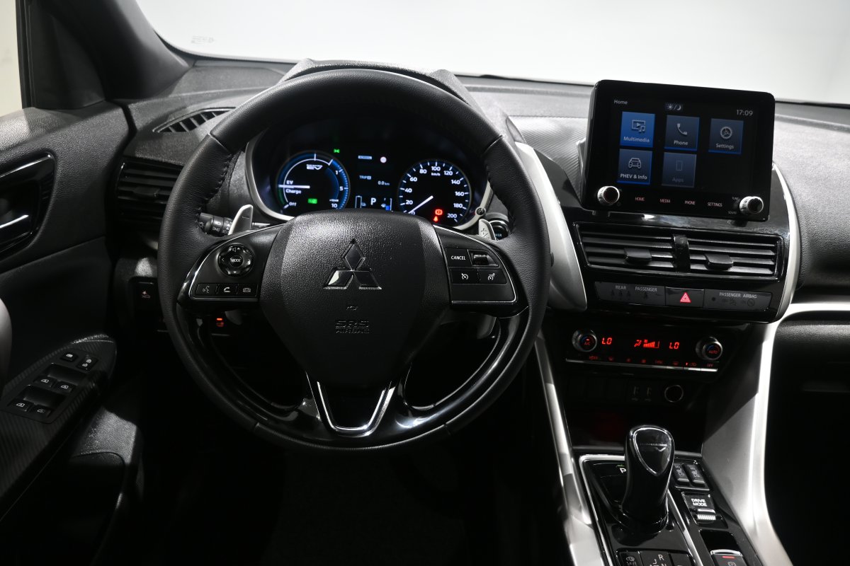 Foto Mitsubishi Eclipse Cross 19