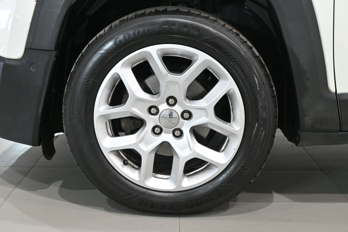 Foto Jeep Renegade 27