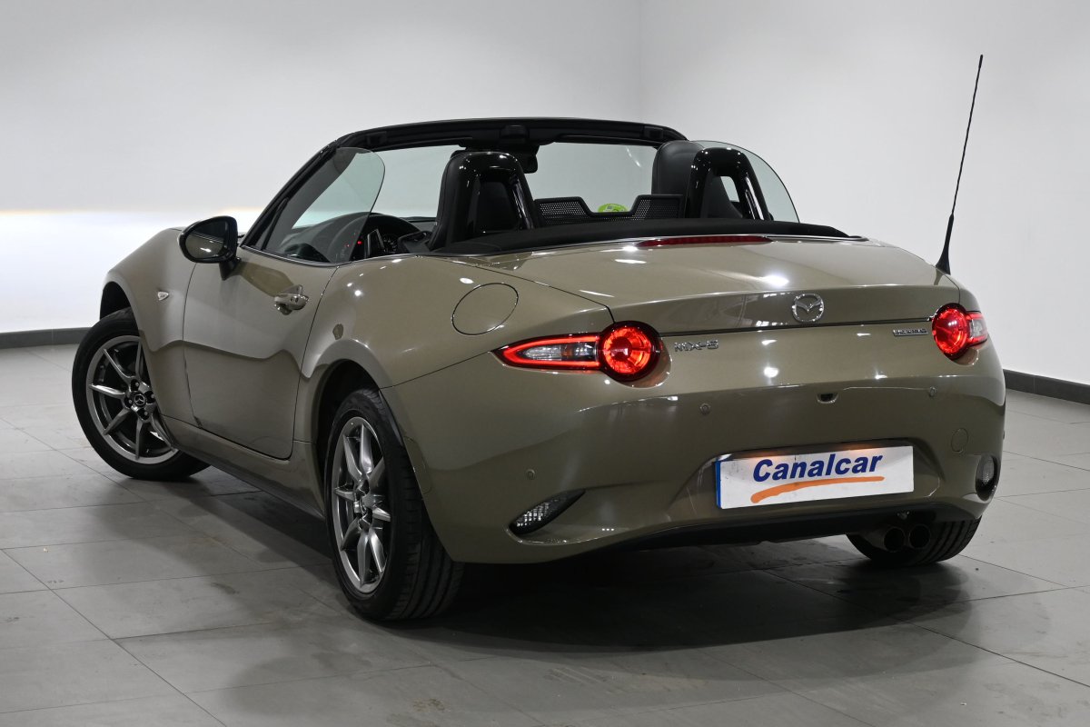 Foto Mazda MX5 12