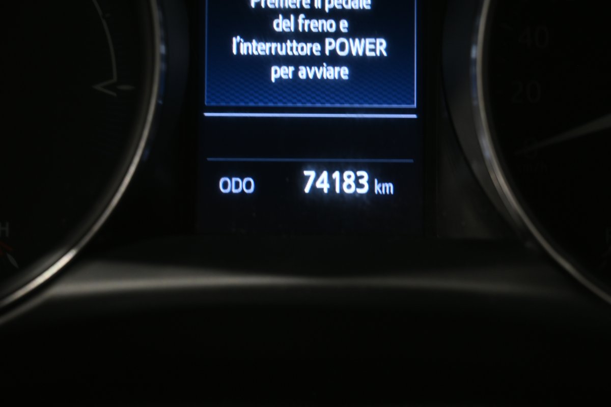 Foto Toyota C-HR 13