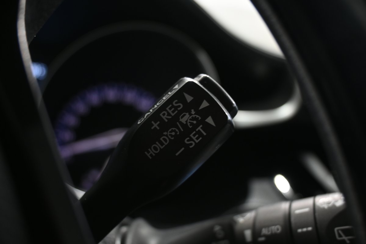 Foto Toyota C-HR 25