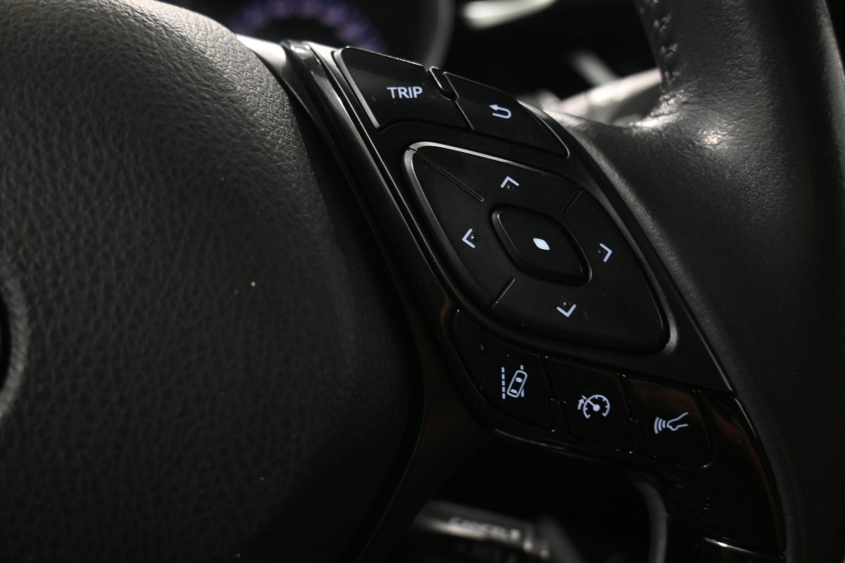 Foto Toyota C-HR 22