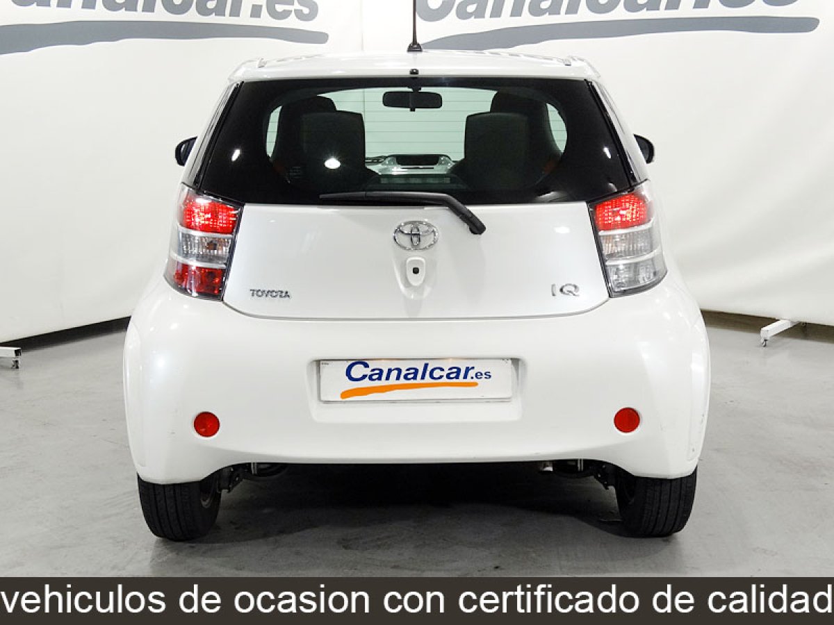 Foto Toyota iQ 6