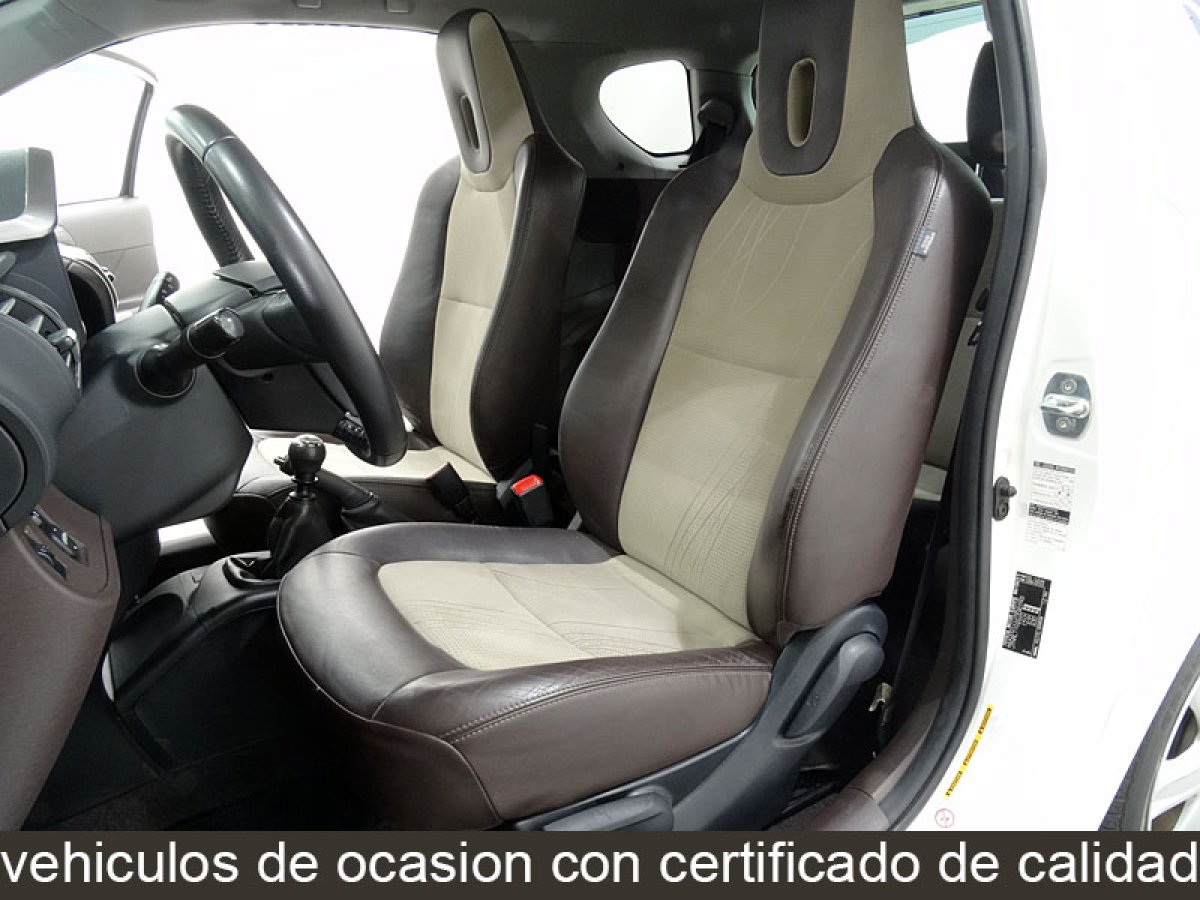 Foto Toyota iQ 15
