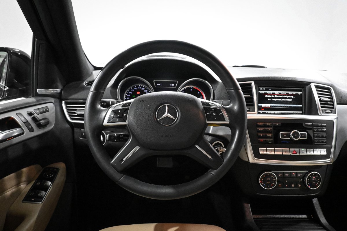 Foto Mercedes-Benz Clase ML 24