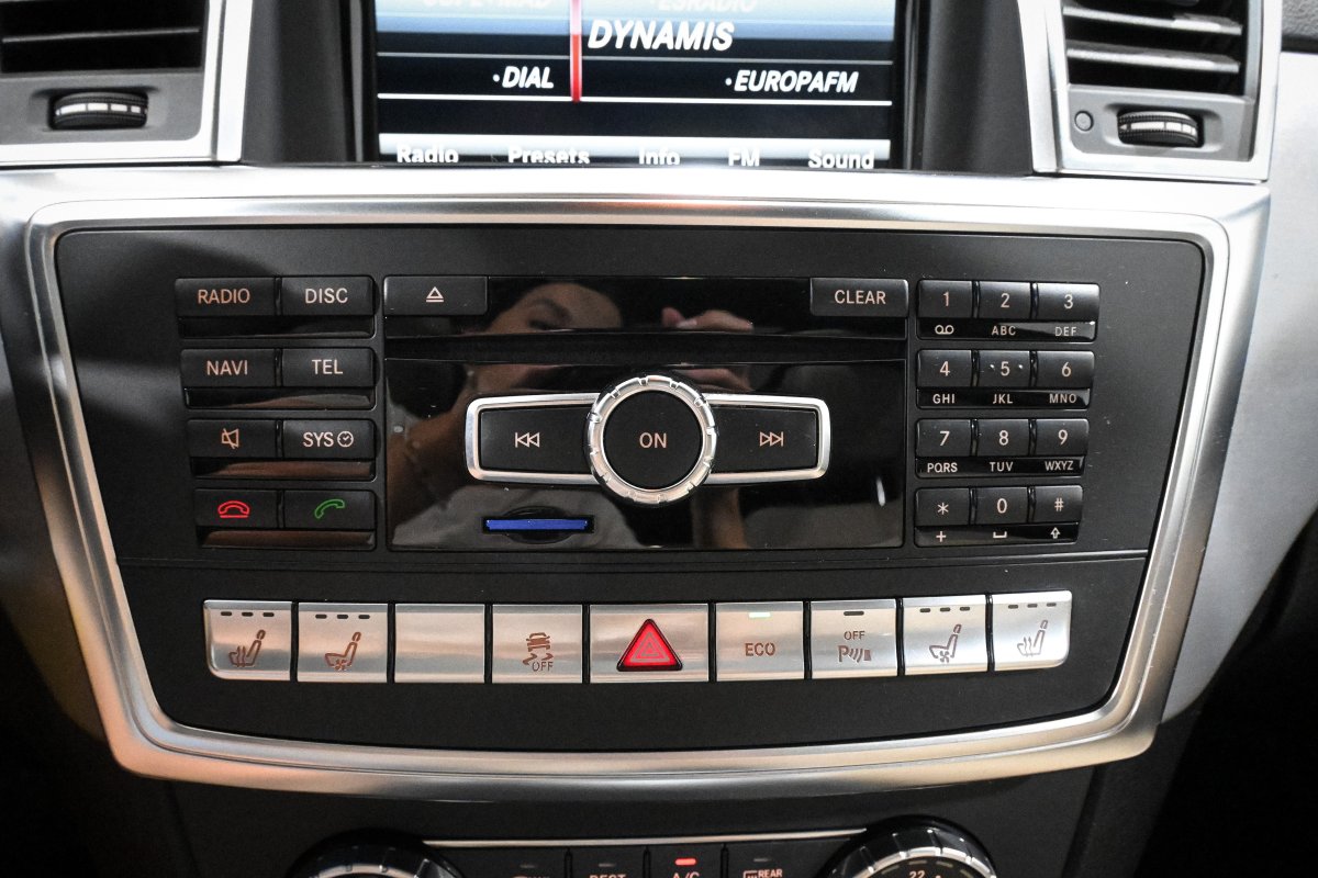 Foto Mercedes-Benz Clase ML 21