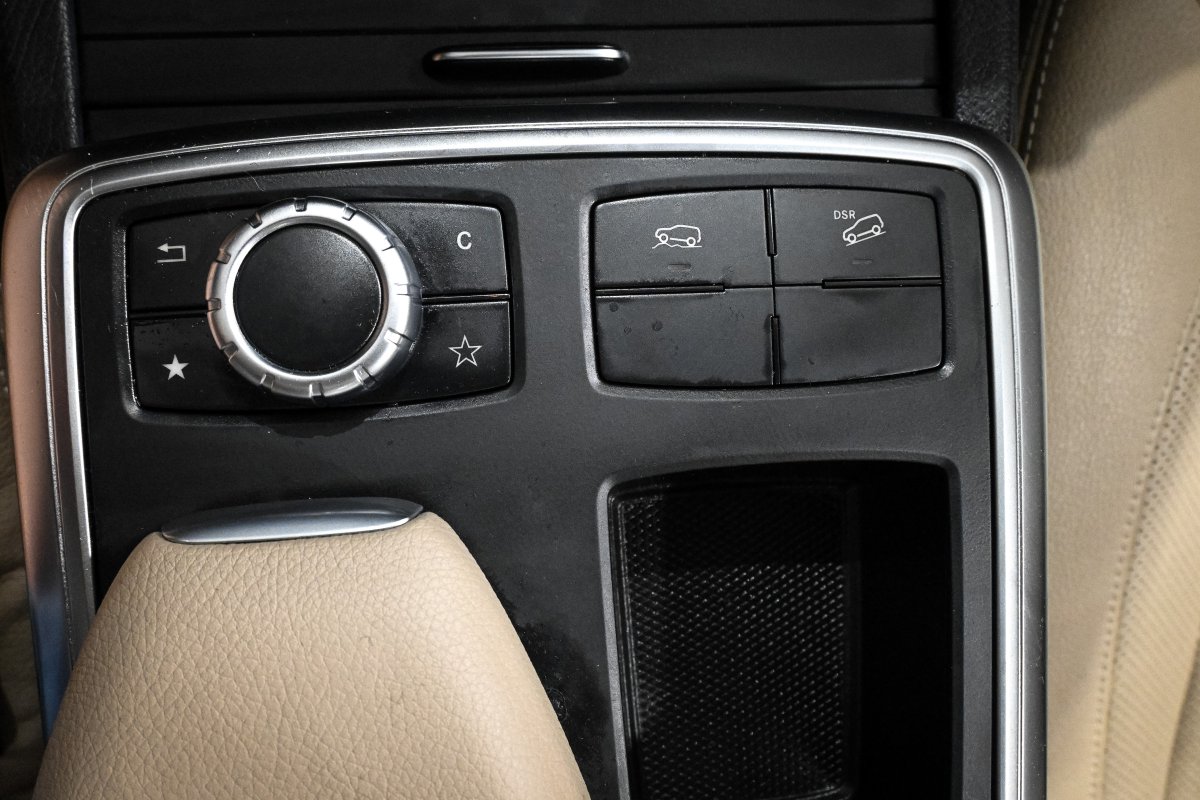 Foto Mercedes-Benz Clase ML 27