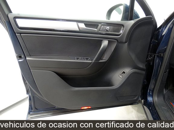 Foto de Volkswagen Touareg 3.0 TDI V6 Tiptronic Premium BMT