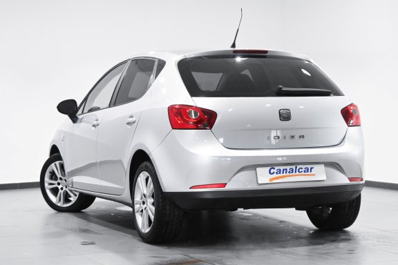 Foto de Seat Ibiza 1.6TDI CR Style DPF 105