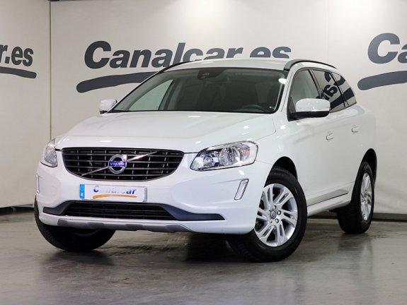 Volvo XC 60 2.0 D3 Momentum Auto 150CV