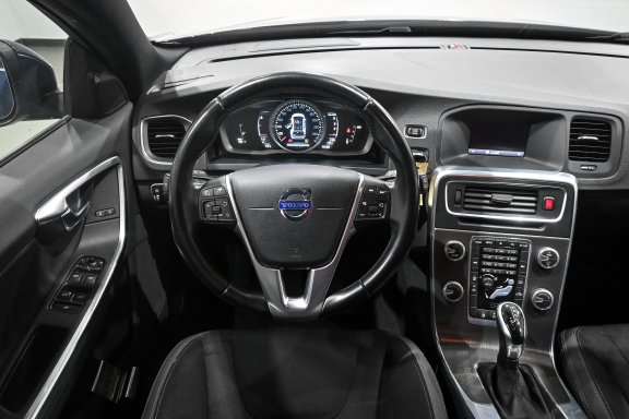 Foto de Volvo V60 D3 Kinetic