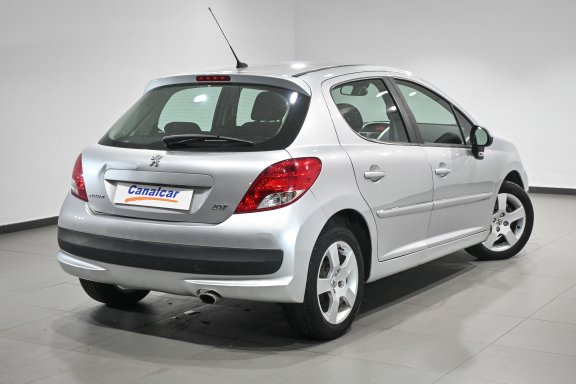 Foto de Peugeot 207 1.6HDI  Sport