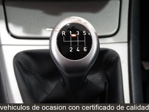 Foto de BMW 118 i 129CV