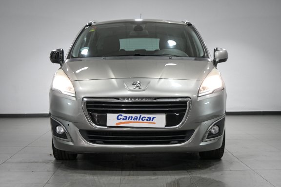 Foto de Peugeot 5008 1.6 BlueHDi Active EAT6 120