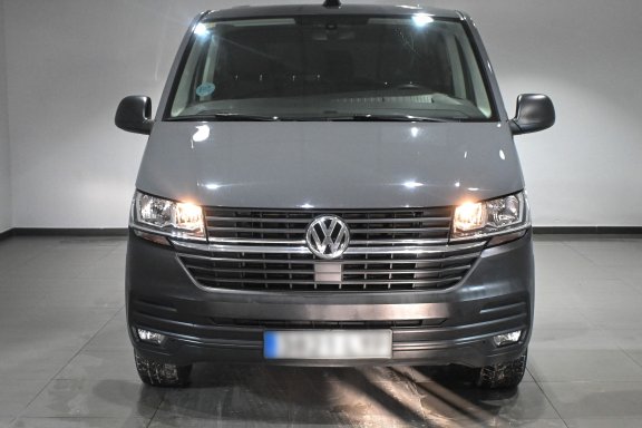 Foto de Volkswagen KOMBI Caravelle Origin Corta 2.0 TDI BMT DSG