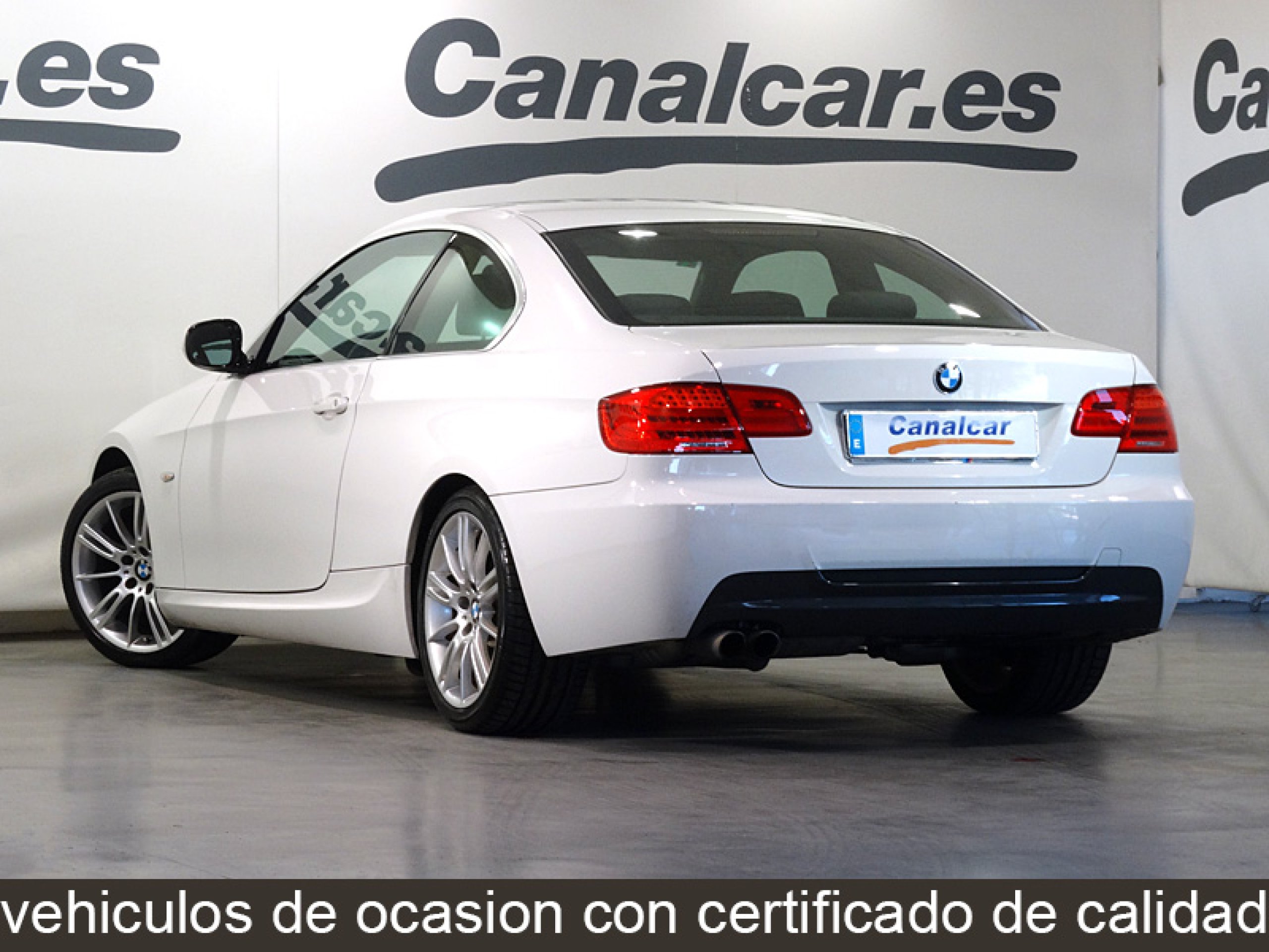 Foto Bmw 330 8