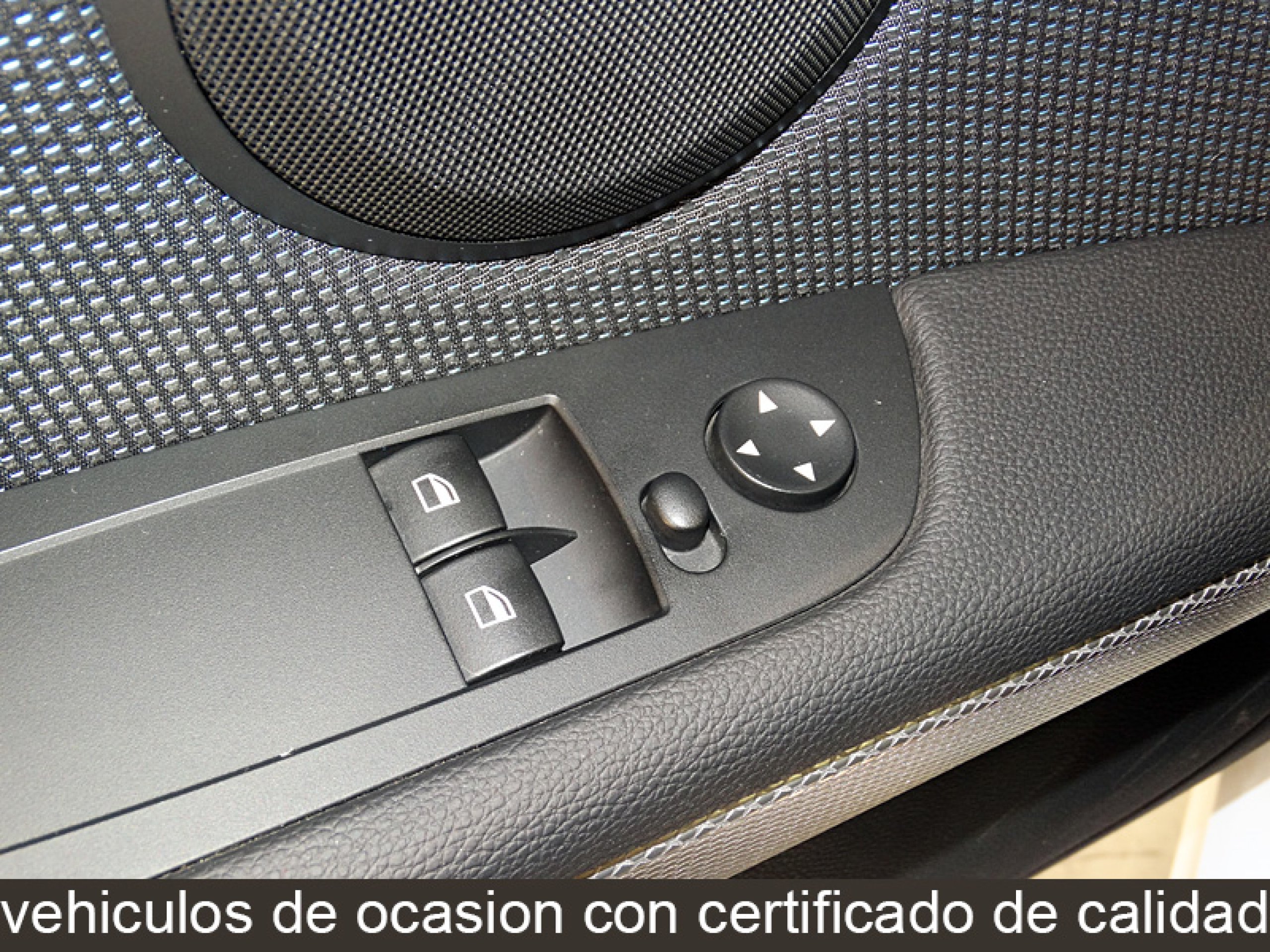 Foto Bmw 330 24