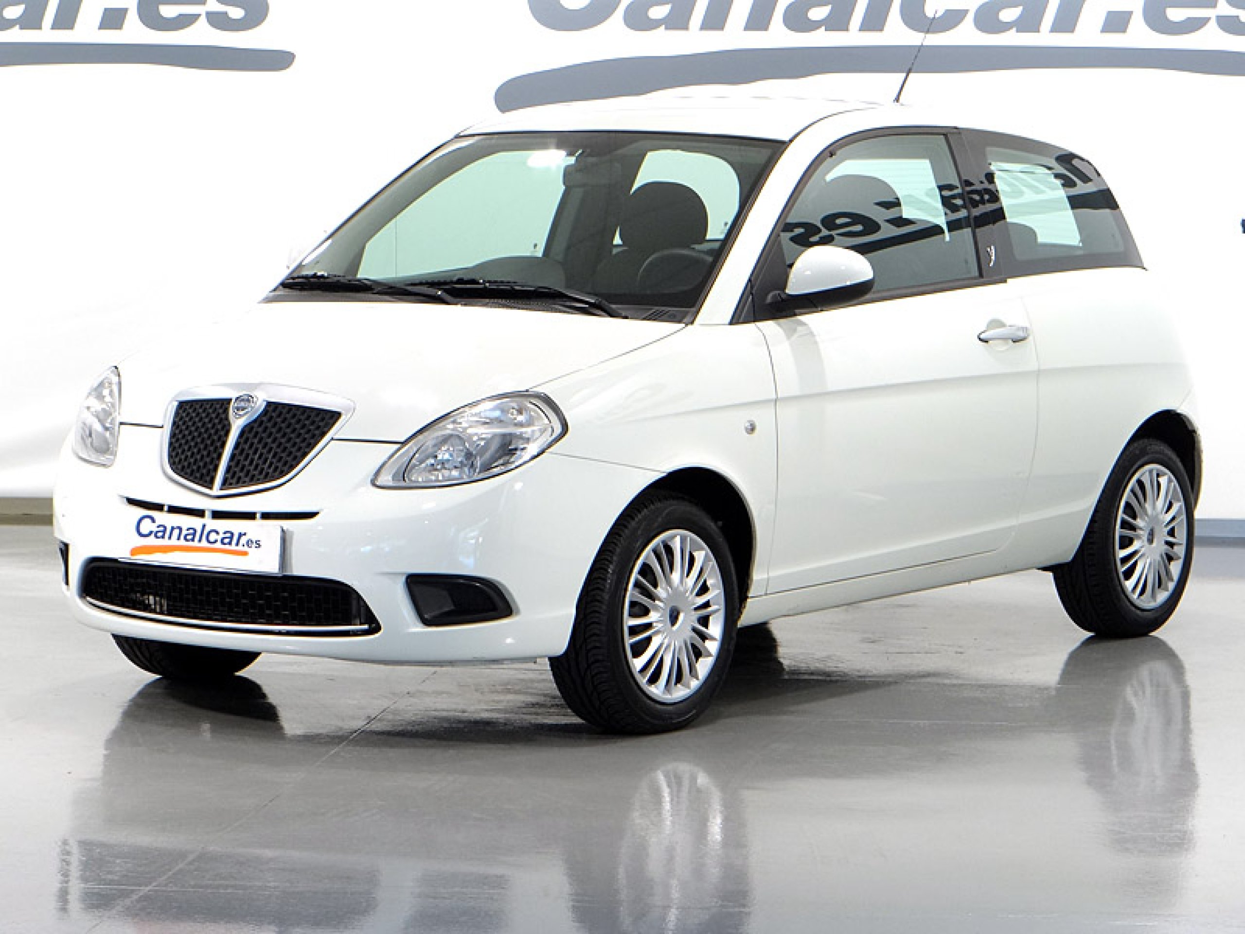 Foto Lancia Ypsilon 1