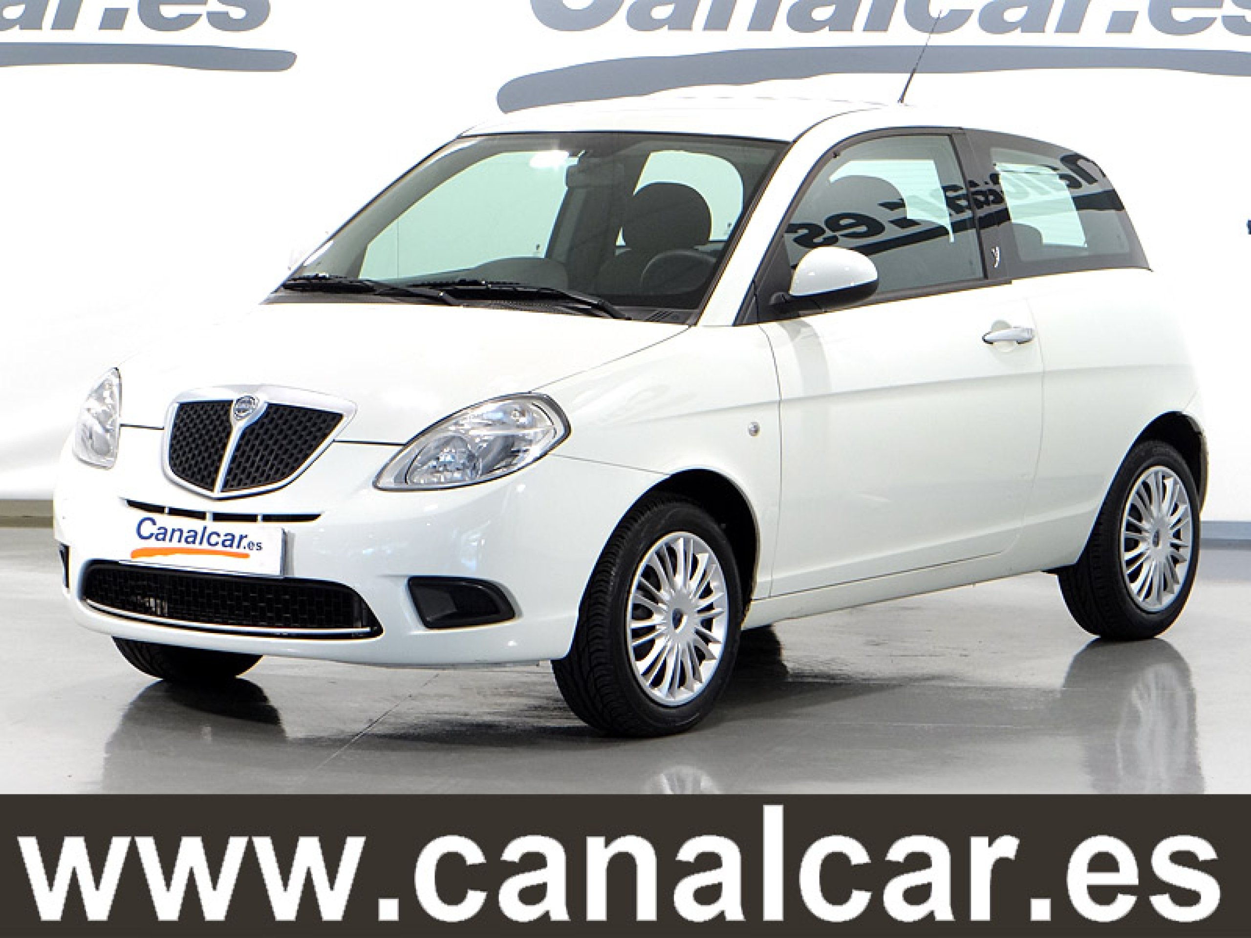 Foto Lancia Ypsilon 2