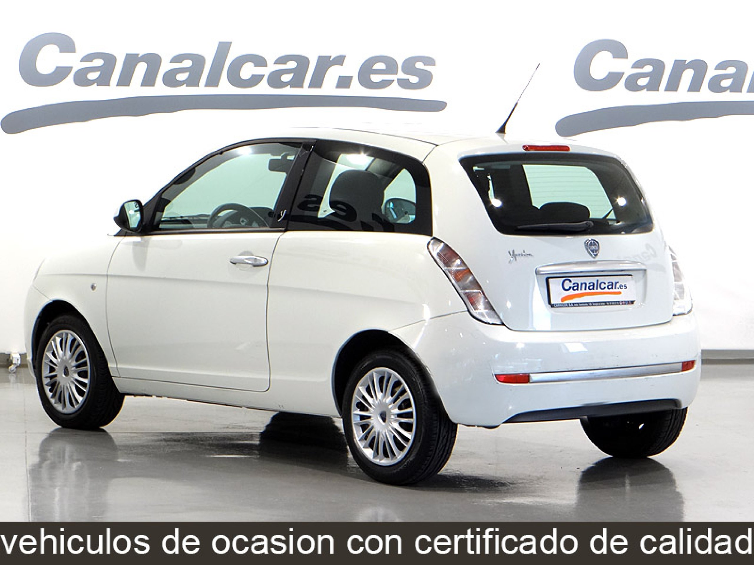 Foto Lancia Ypsilon 12