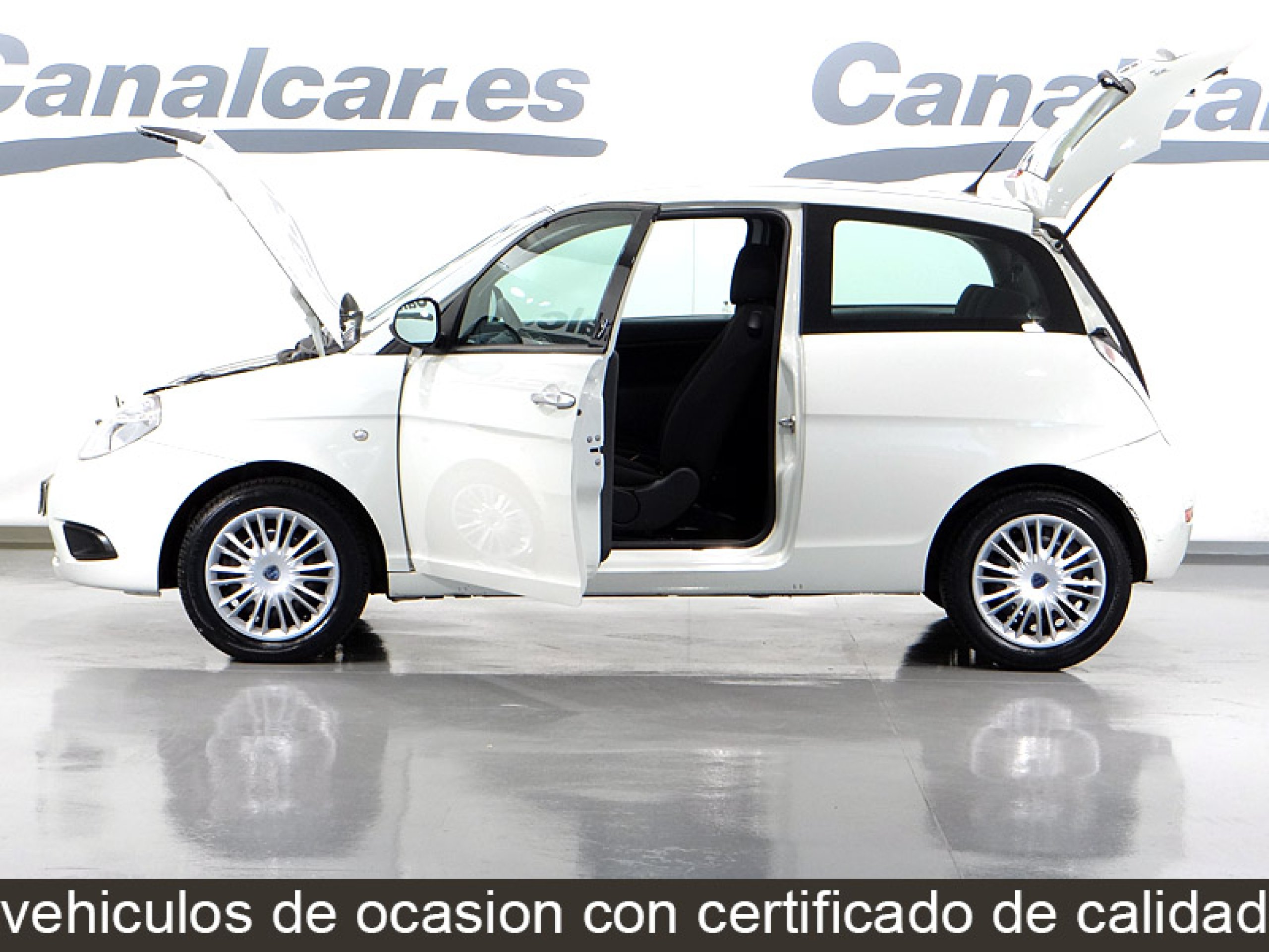 Foto Lancia Ypsilon 14