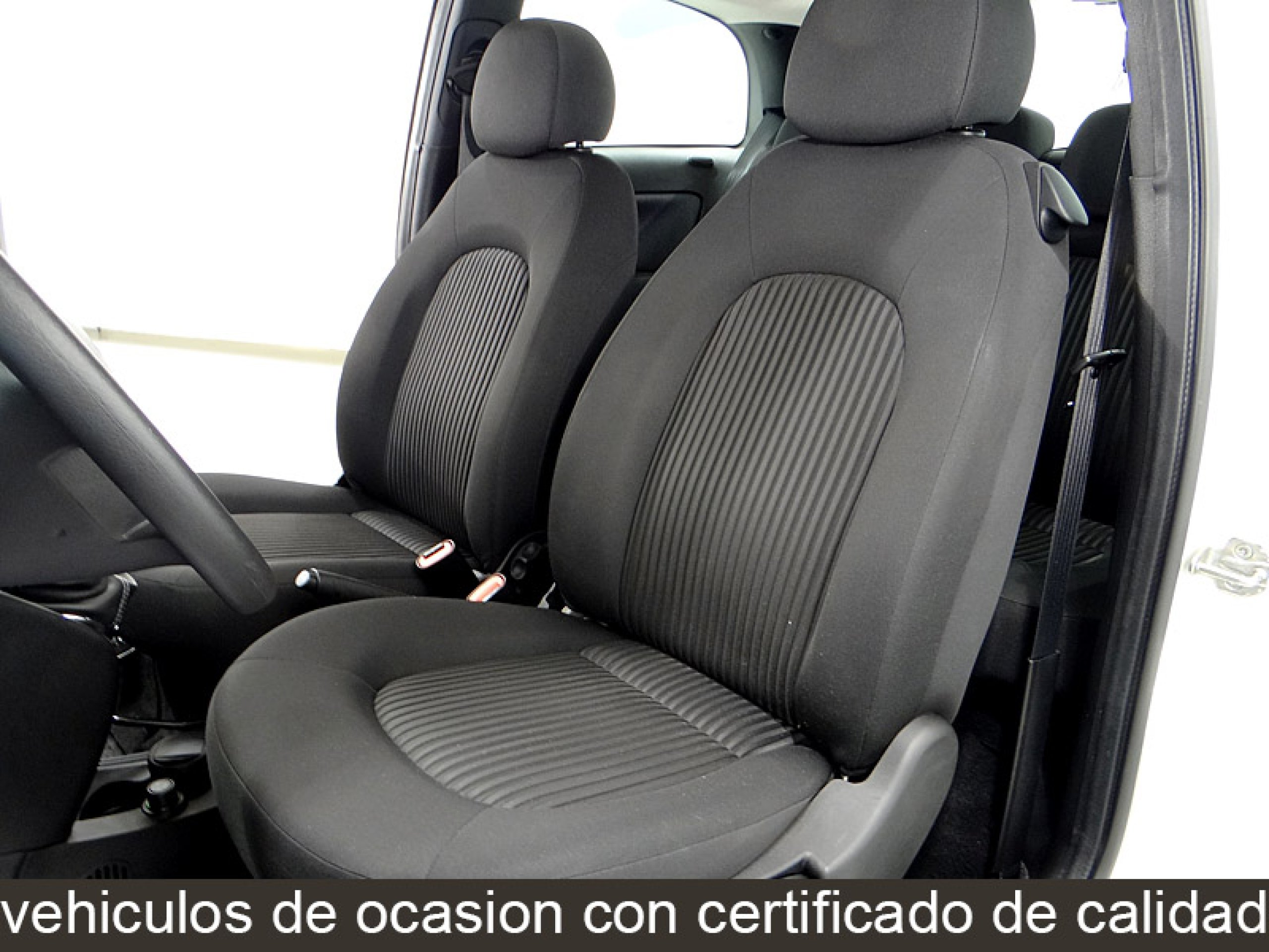 Foto Lancia Ypsilon 28