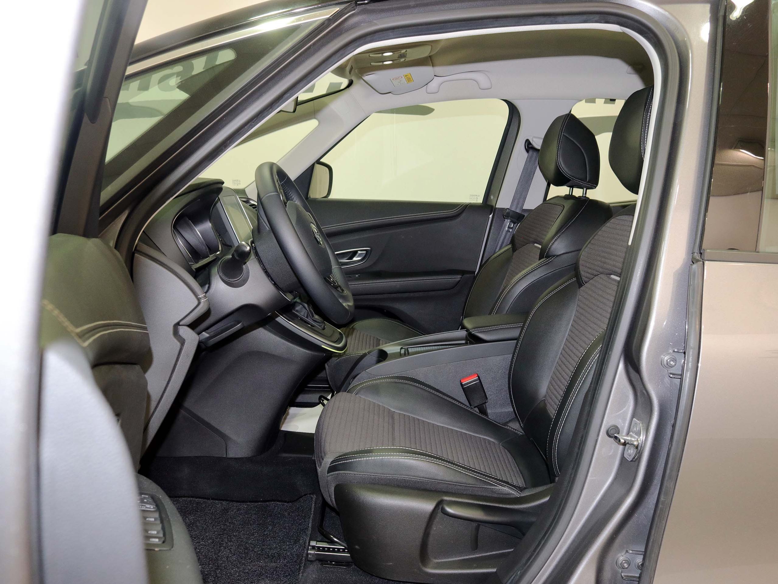 Foto Renault Grand Scenic 17