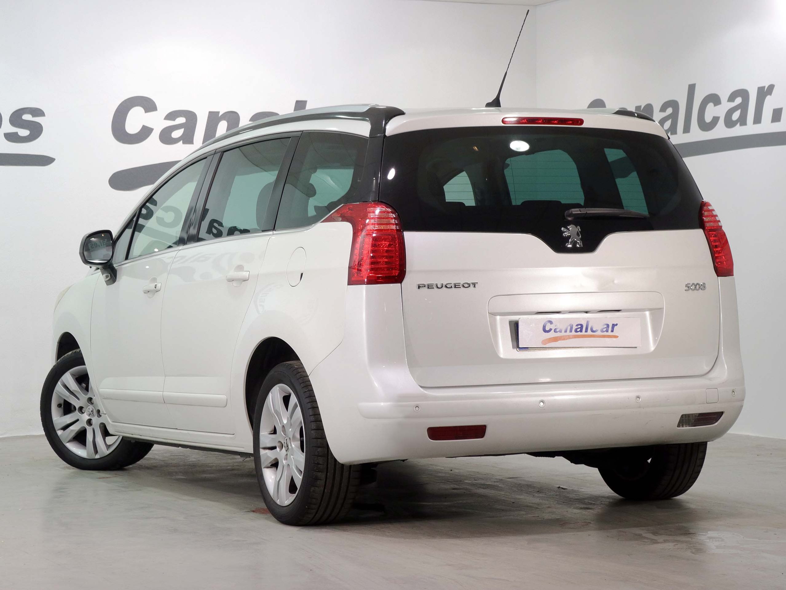 Foto Peugeot 5008 8