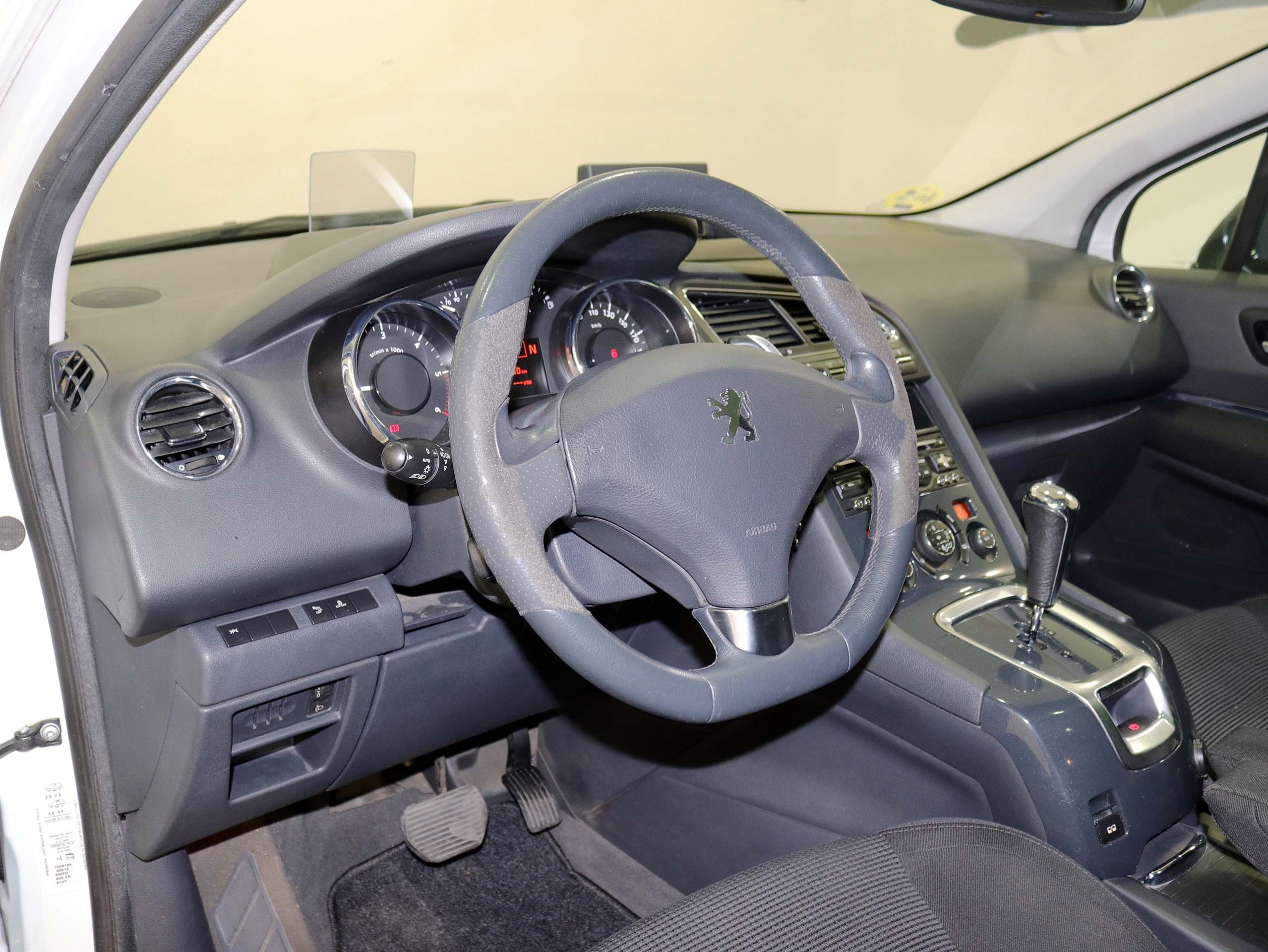 Foto Peugeot 5008 22