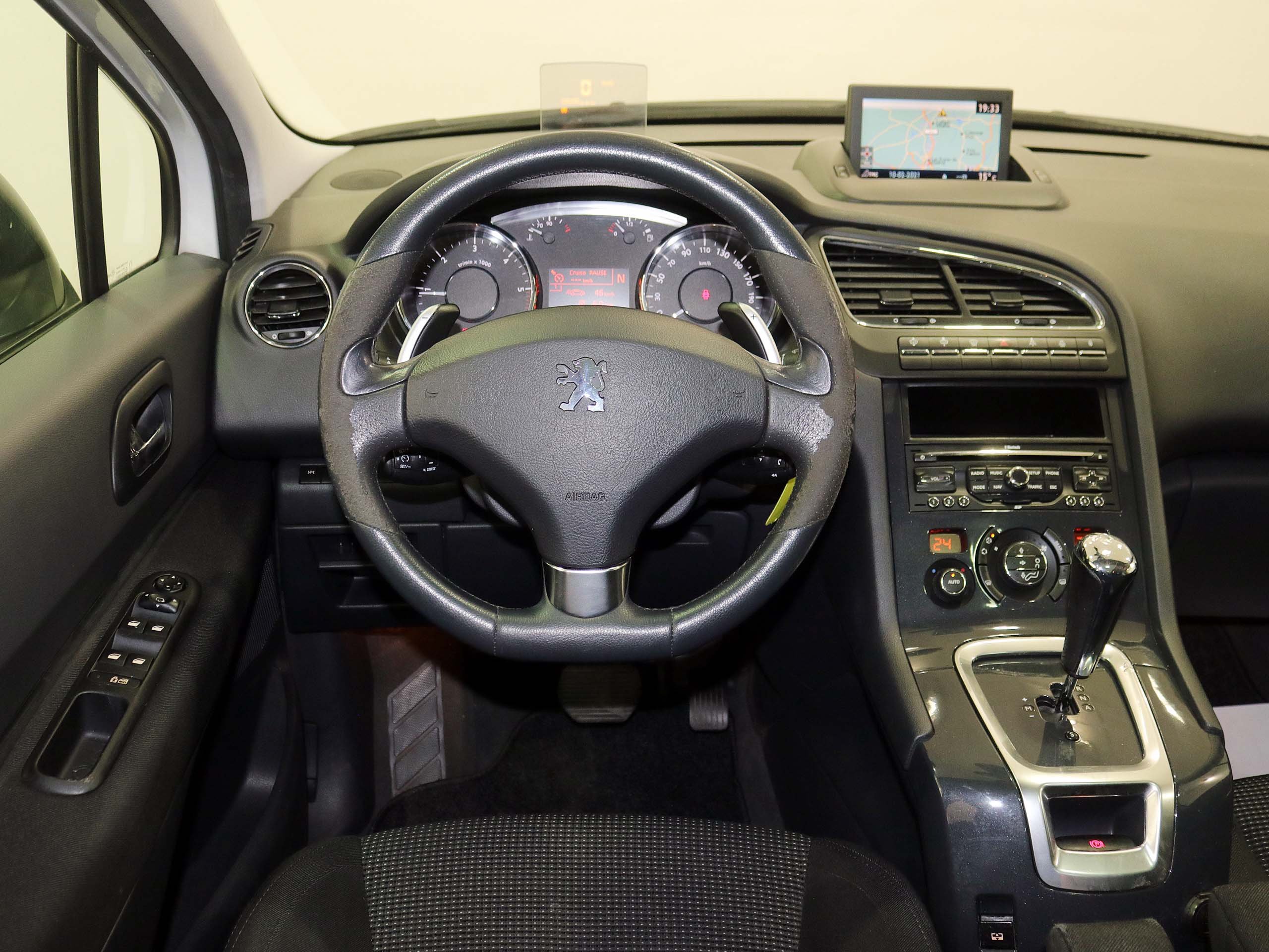 Foto Peugeot 5008 24