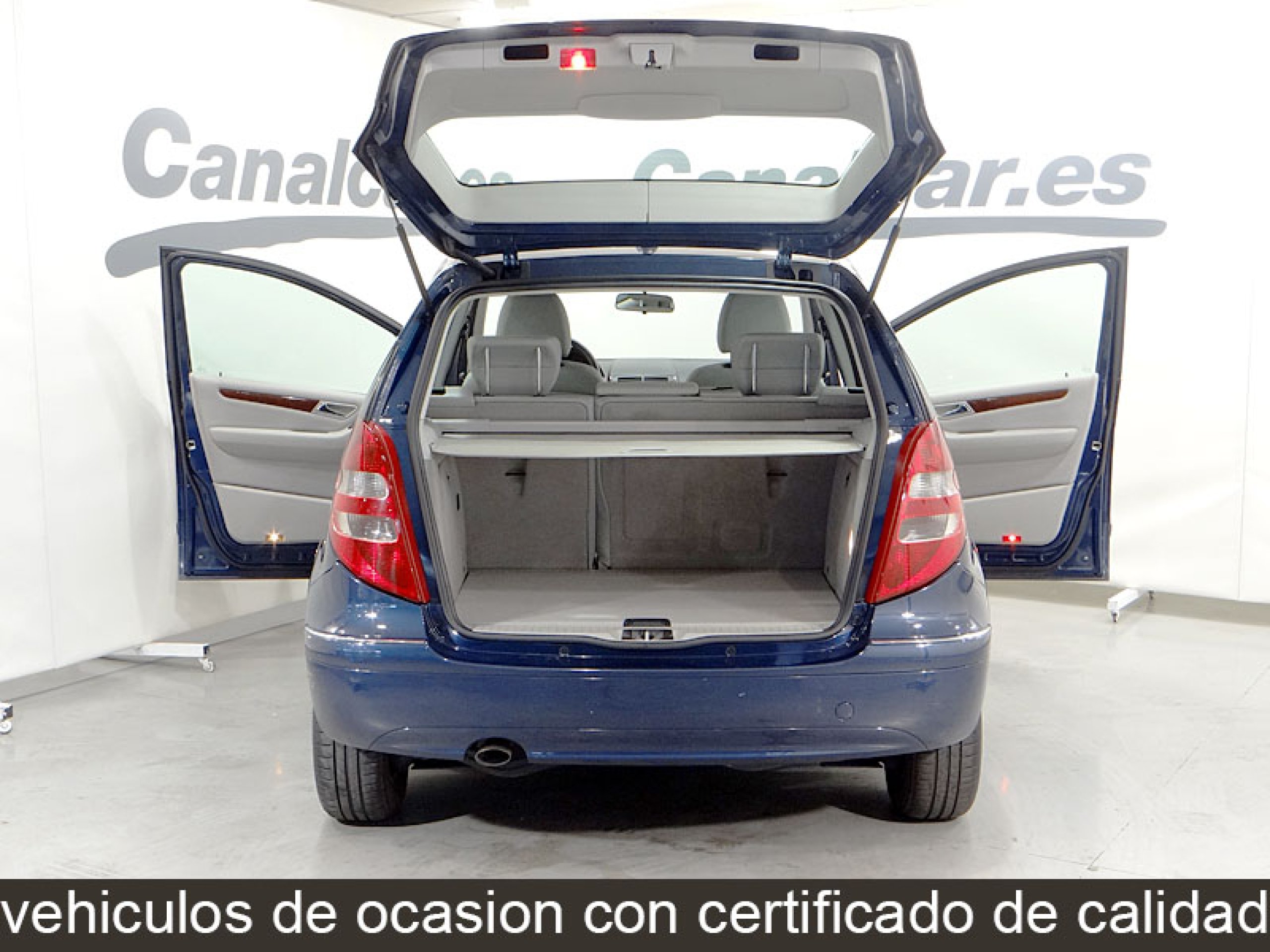 Foto Mercedes-Benz A 180 8