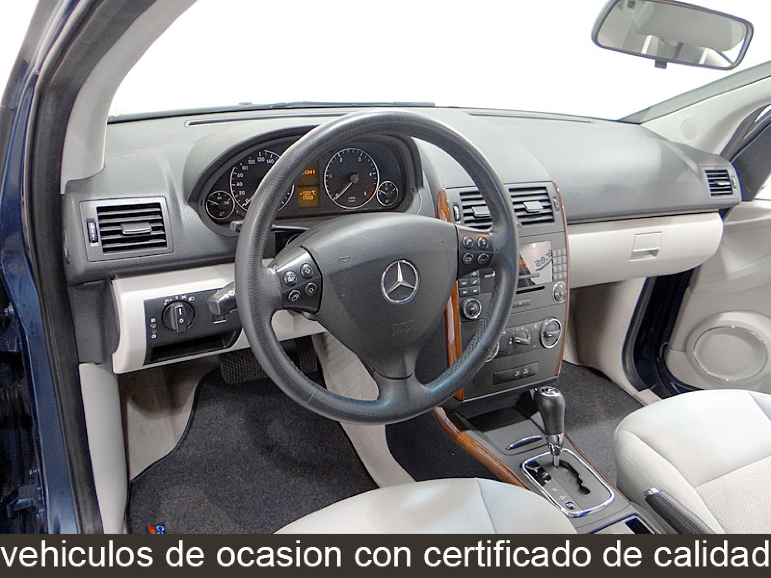 Foto Mercedes-Benz A 180 24