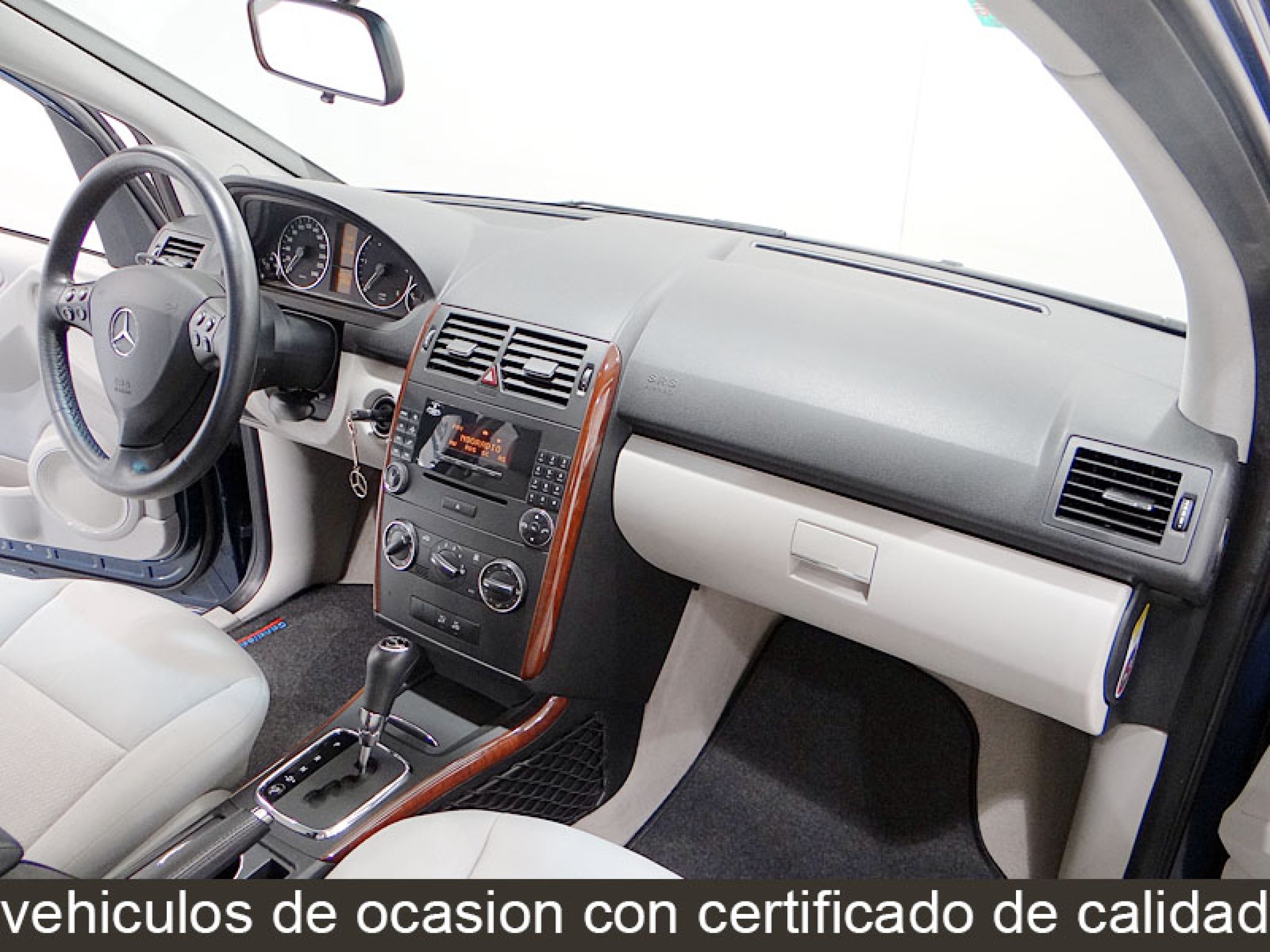 Foto Mercedes-Benz A 180 25