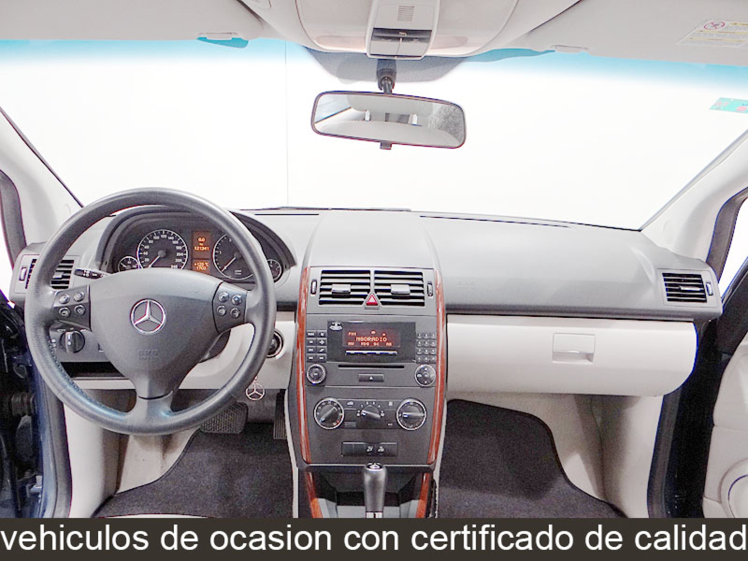 Foto Mercedes-Benz A 180 26