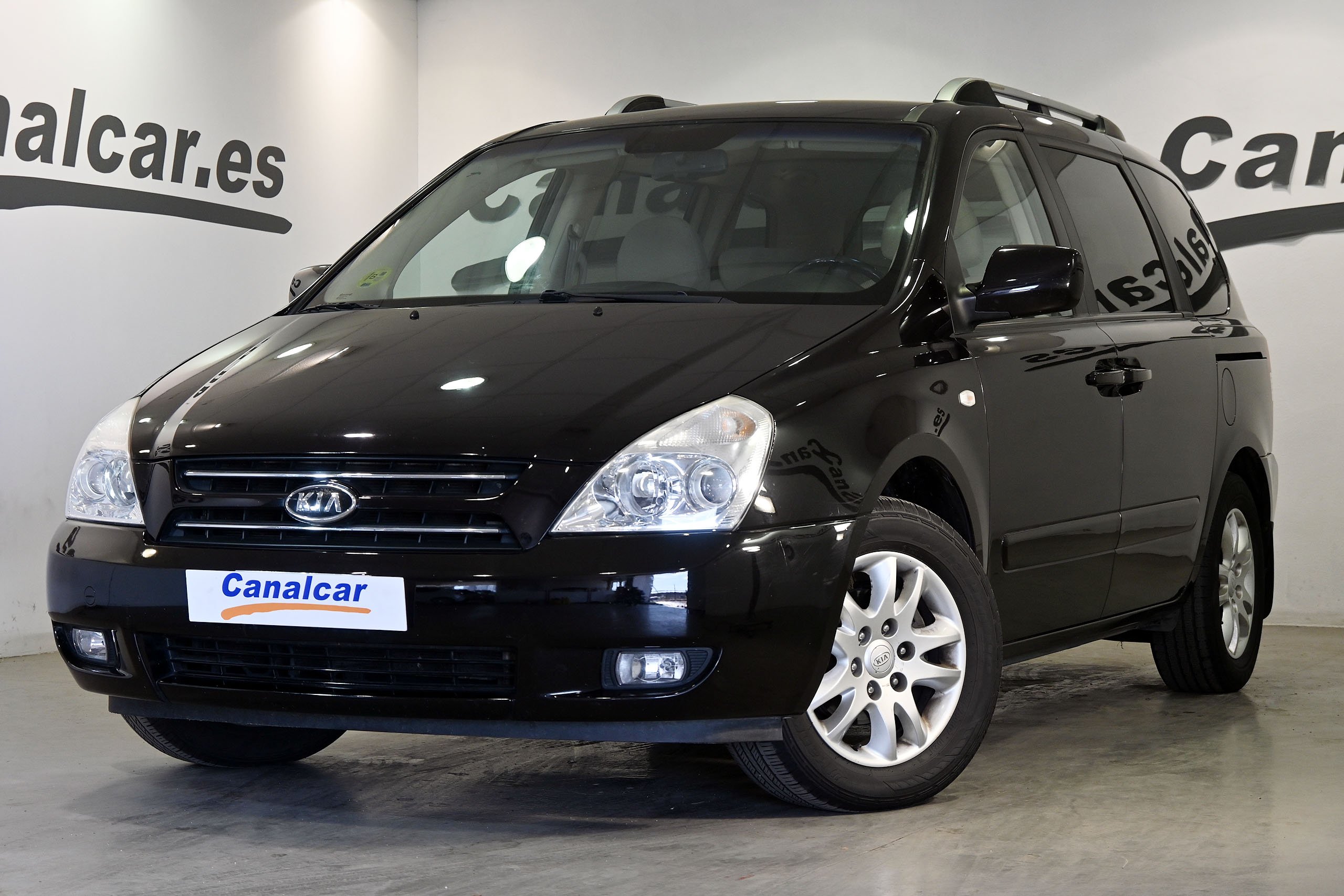 Foto Kia Carnival 1