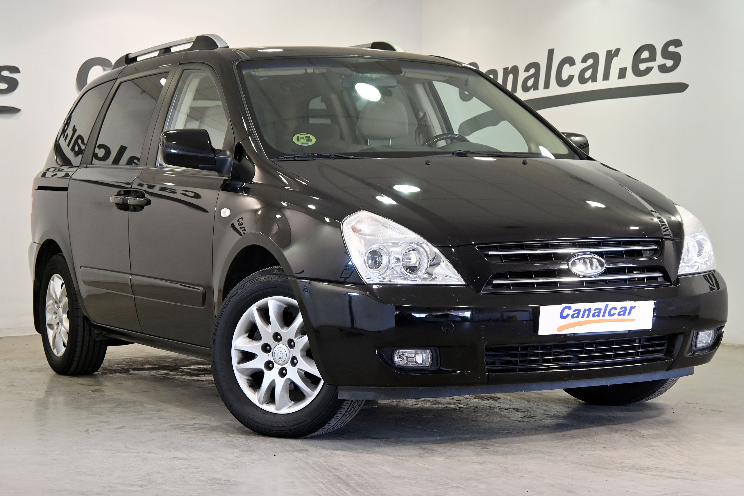 Foto Kia Carnival 4
