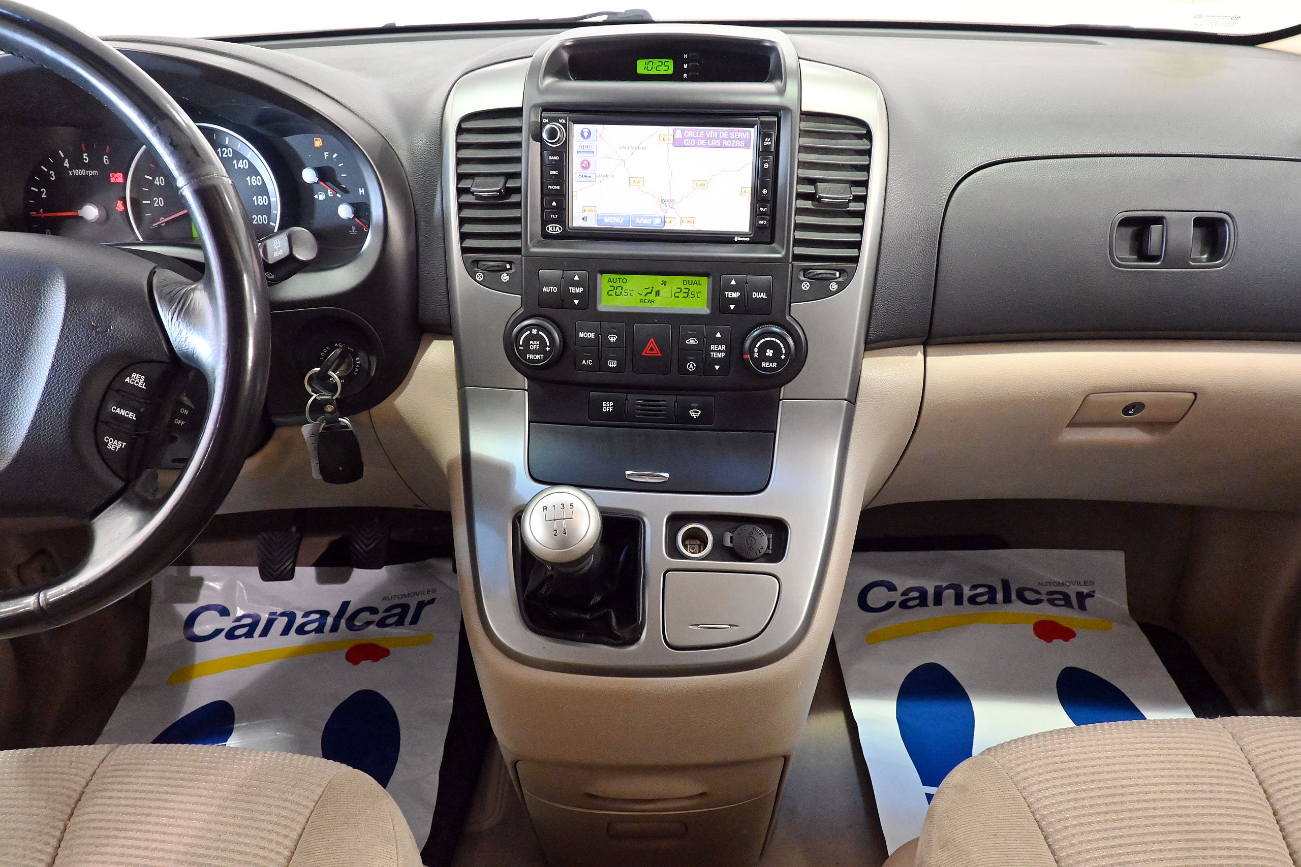 Foto Kia Carnival 20