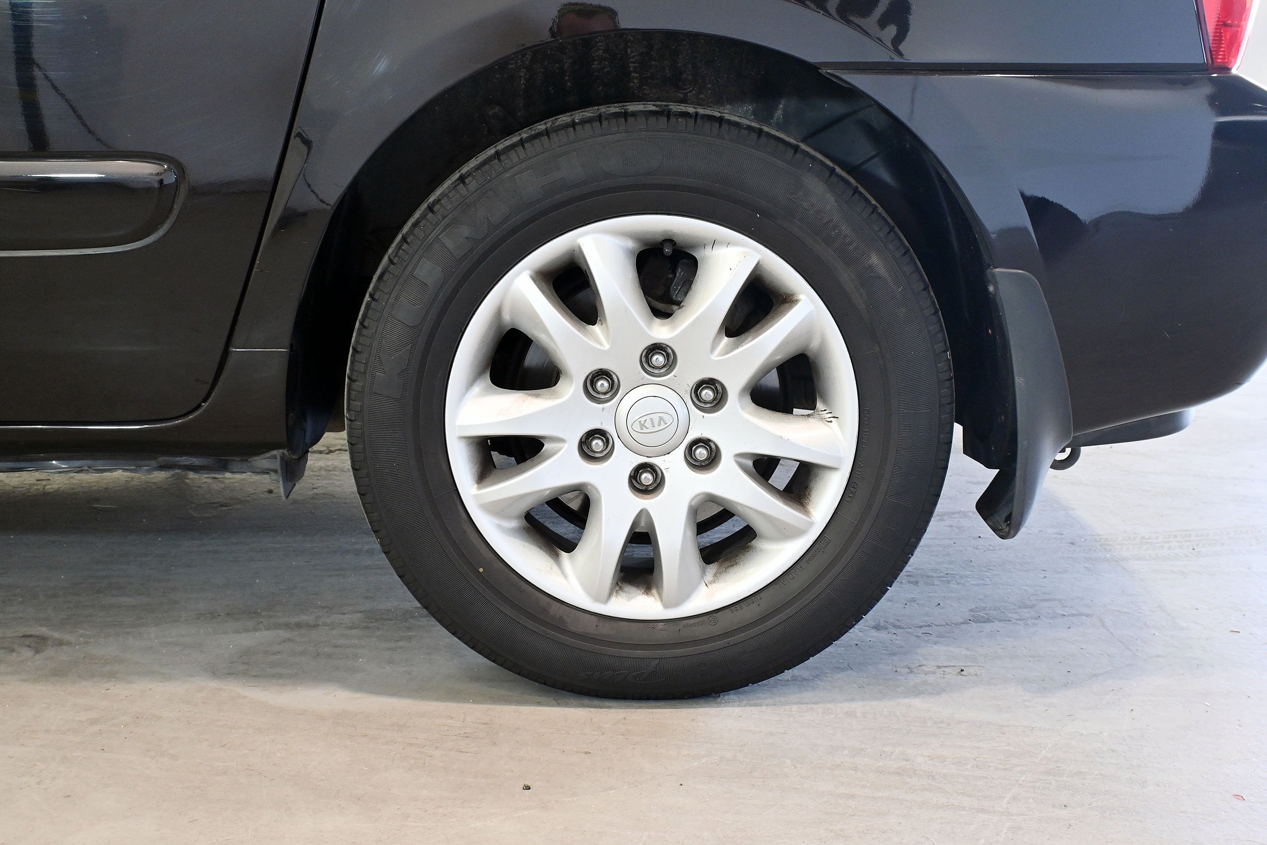 Foto Kia Carnival 34