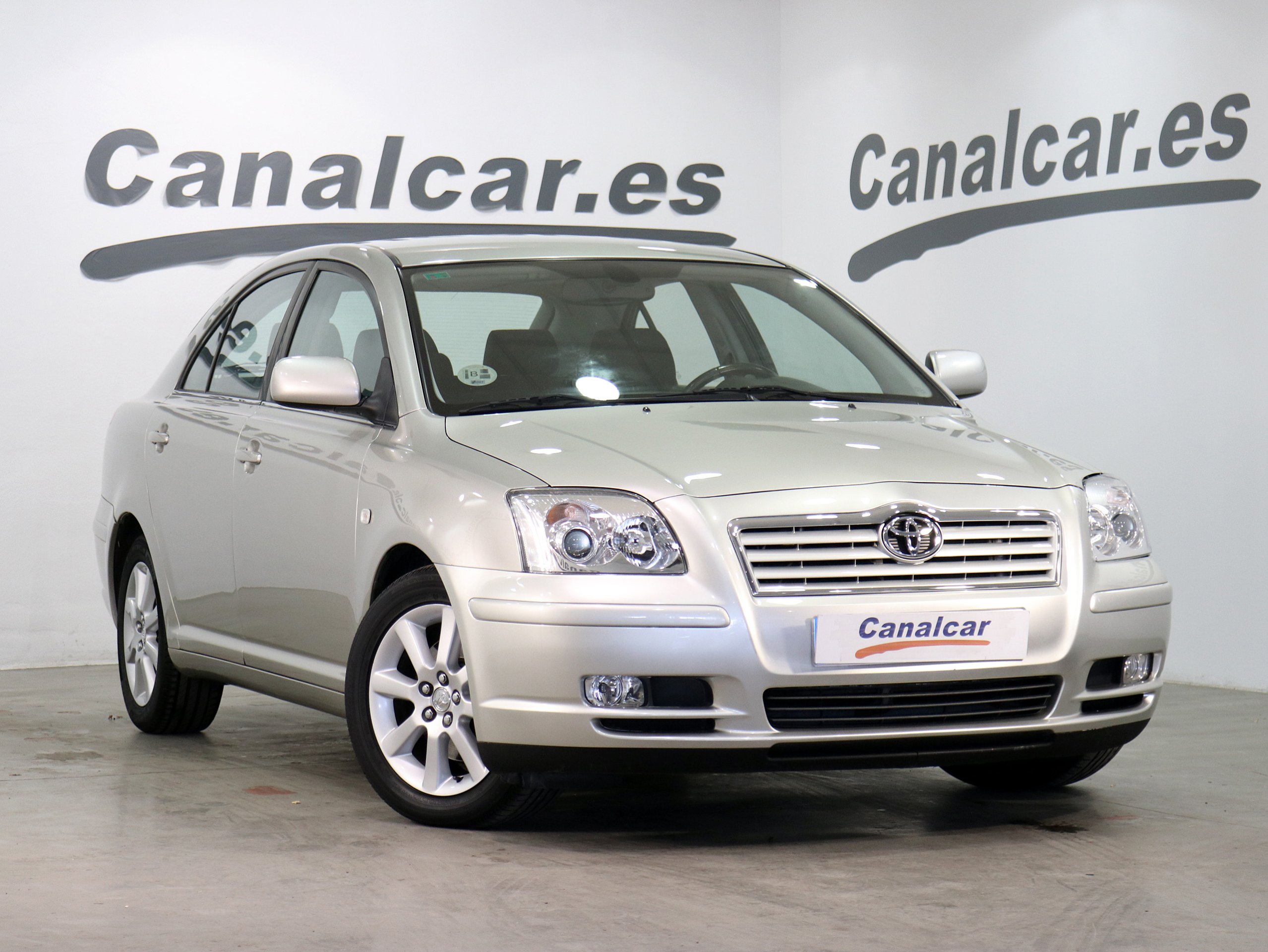 Foto Toyota Avensis 4