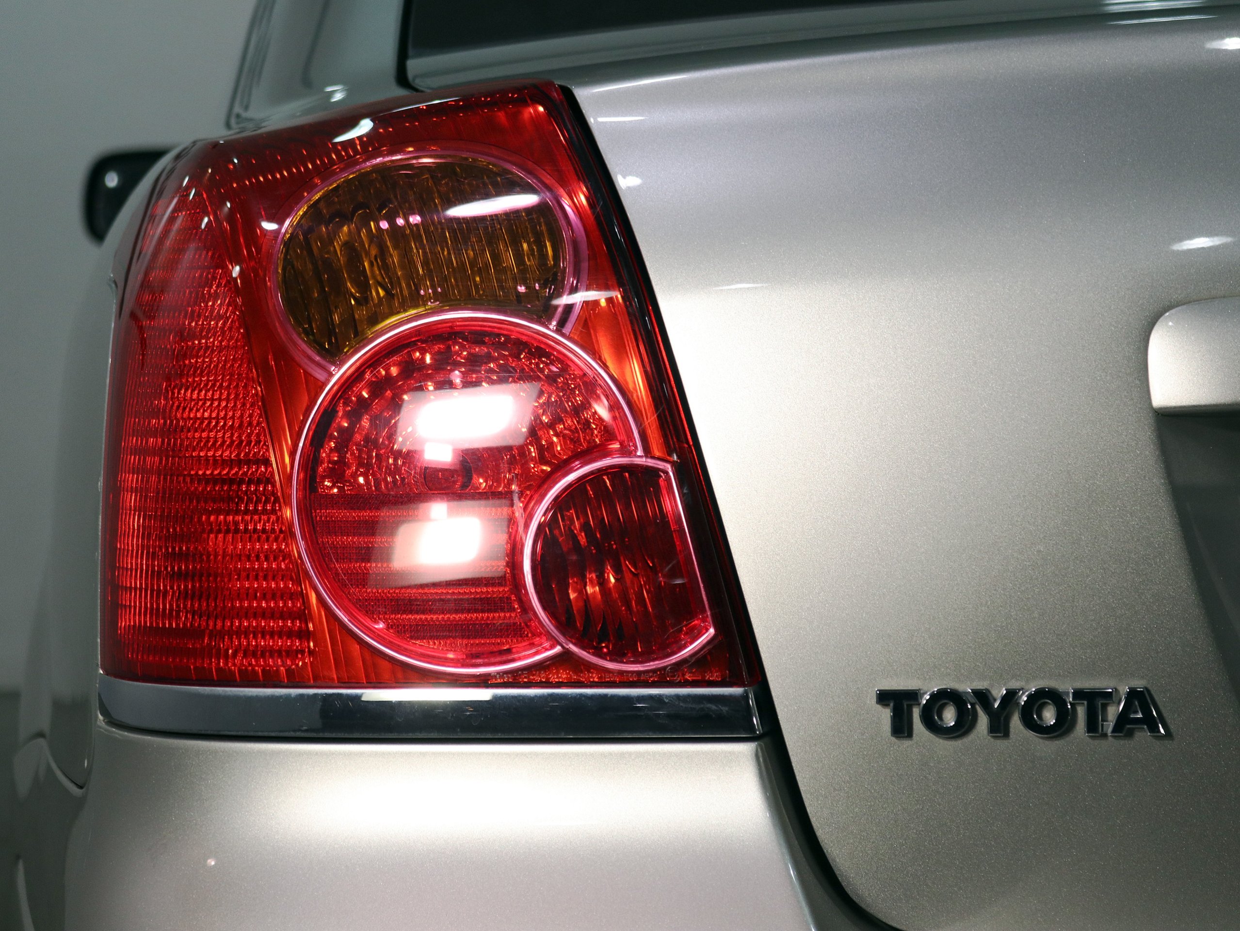 Foto Toyota Avensis 10