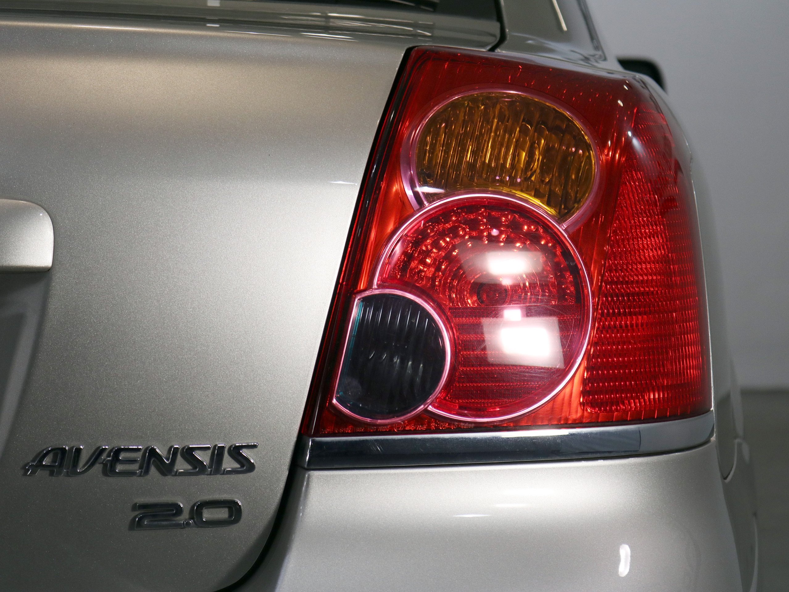Foto Toyota Avensis 11