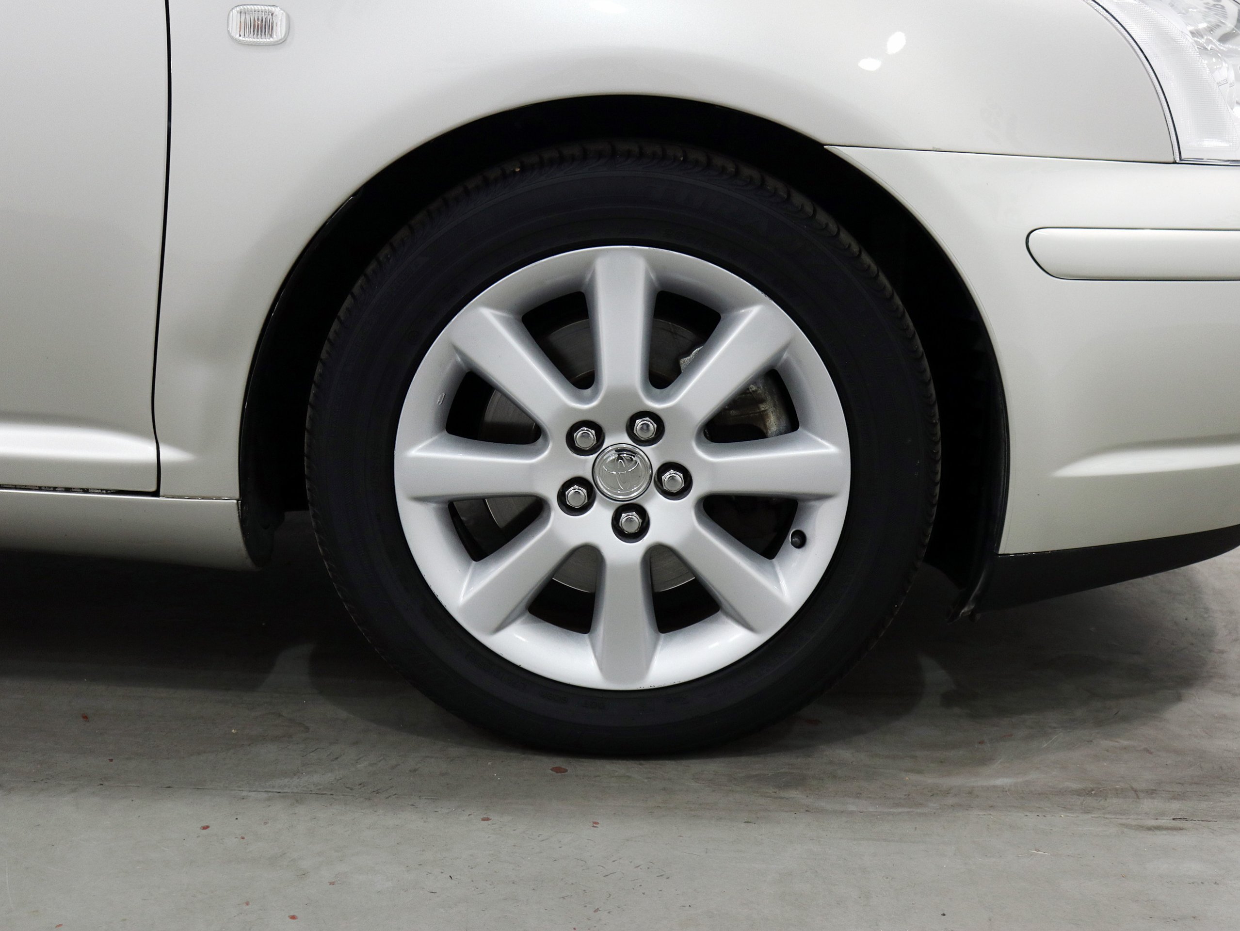 Foto Toyota Avensis 33