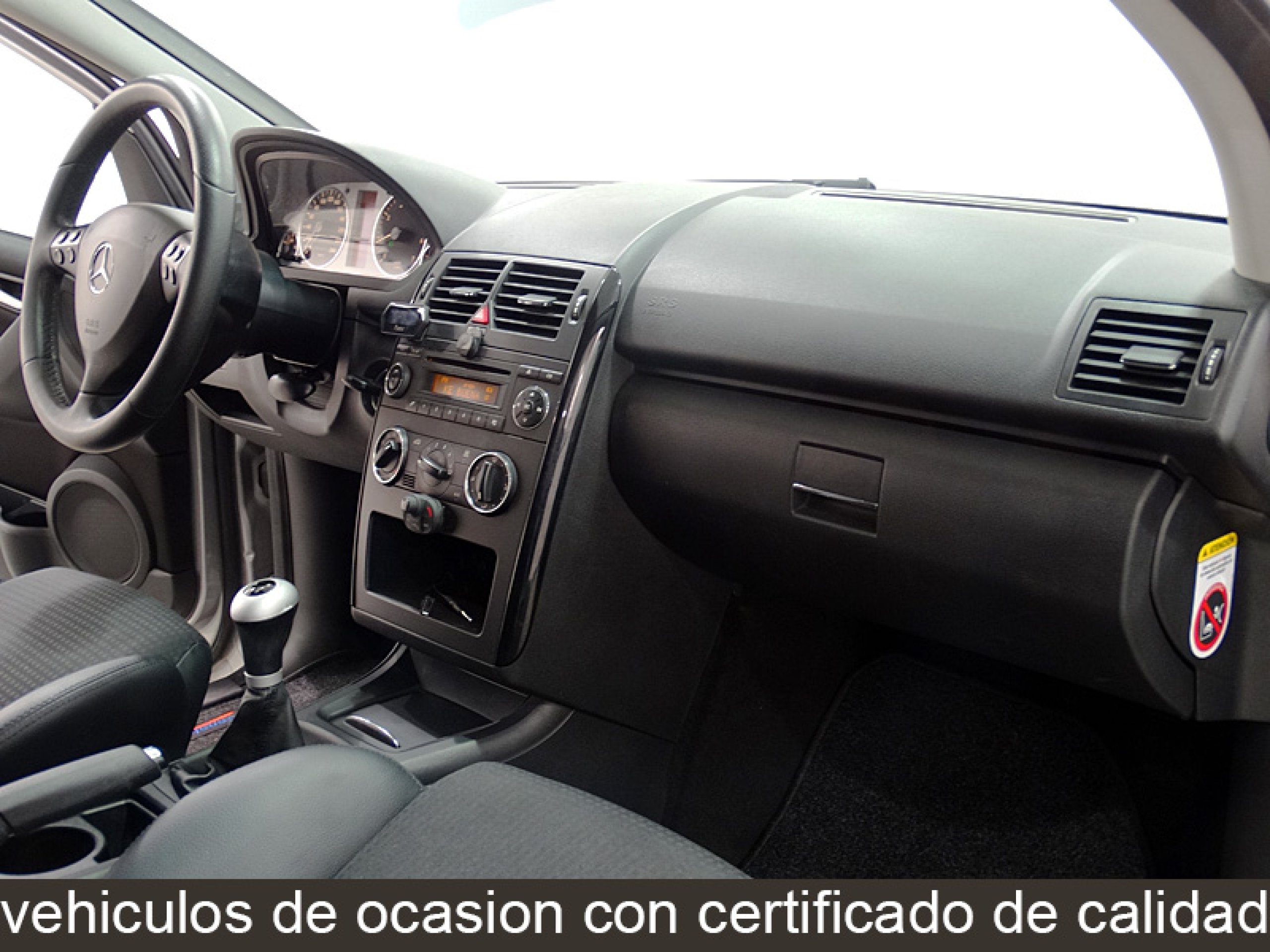 Foto Mercedes-Benz A 150 24